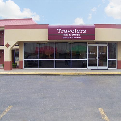 Travelers Inn And Suites Oklahoma City Exterior foto